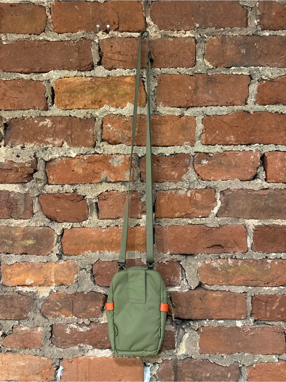 Fjallraven High Coast Olive Green Crossbody Pocket Bag - Picture 4 of 9